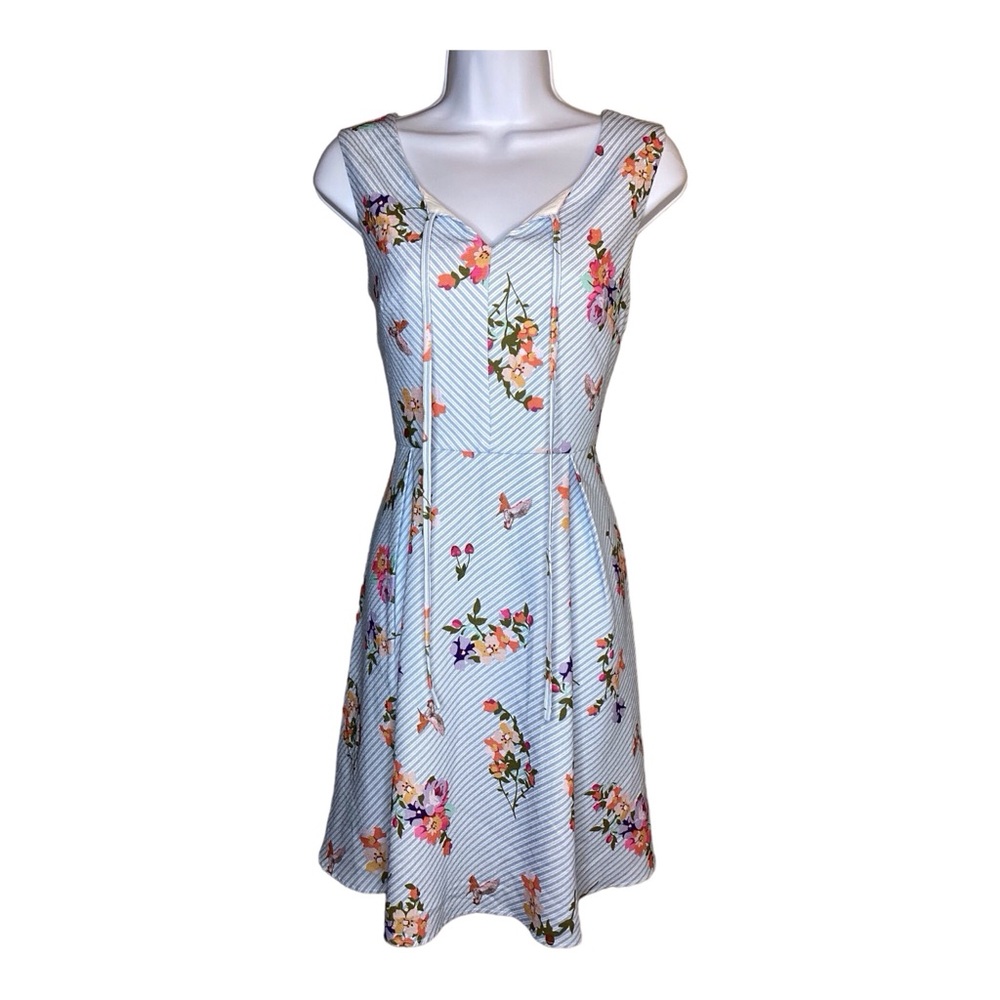 Yumi Women Floral Fit and Flare Sleeveless Dress Sz. 6 NWT